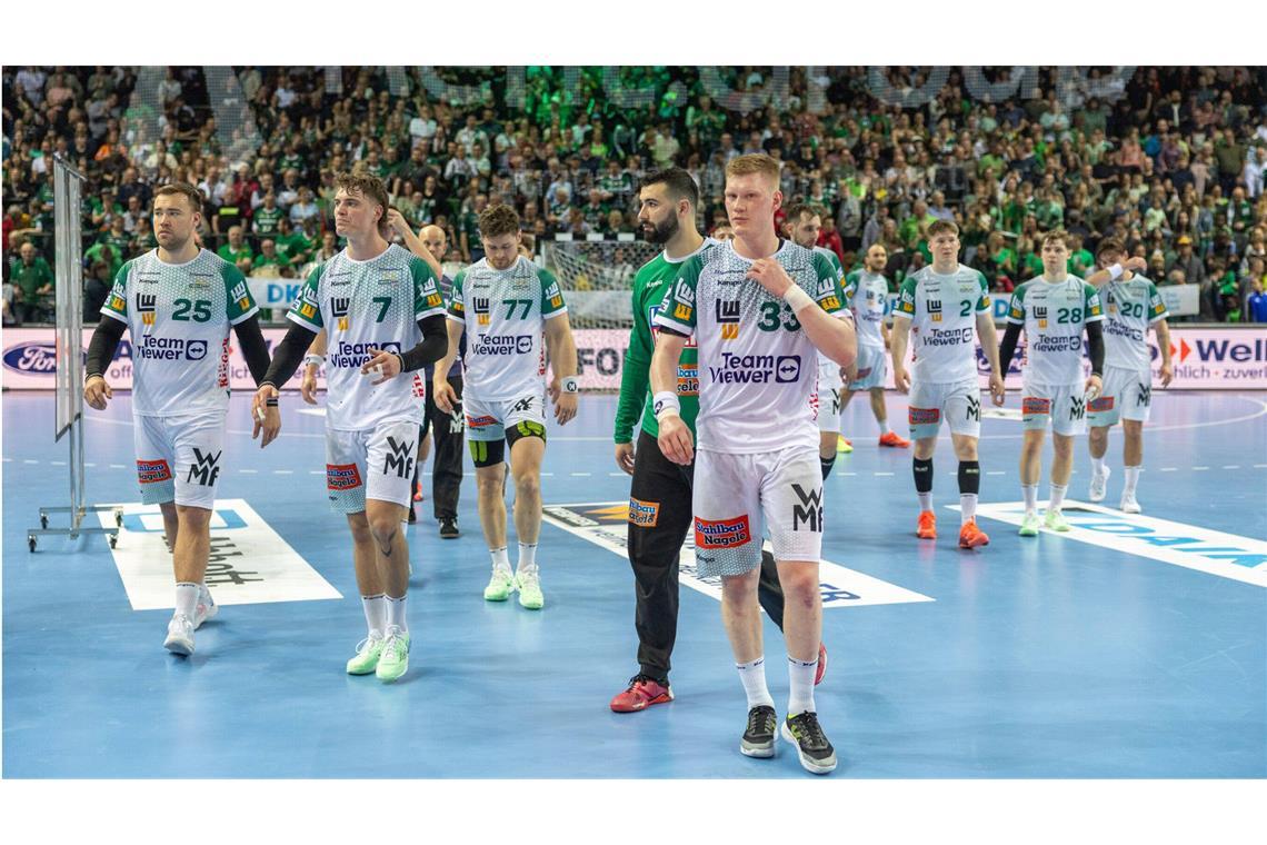 Nichts Neues von Frisch Auf – auswärts ist nichts zu holen Wieder einmal machen sich die Handballer von Frisch Auf Göppingen nach einem Auswärtsauftritt enttäuscht vom Feld.