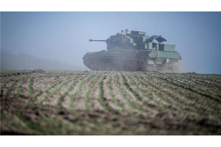 Wieviele Panzer Deutschland in die Ukraine liefert, soll künftig nicht mehr im Internet zu lesen sein.