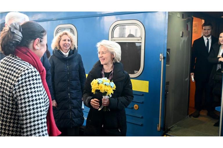 Will in Kiew ein Zeichen setzen: EU-Kommissionspräsidentin Ursula von der Leyen.