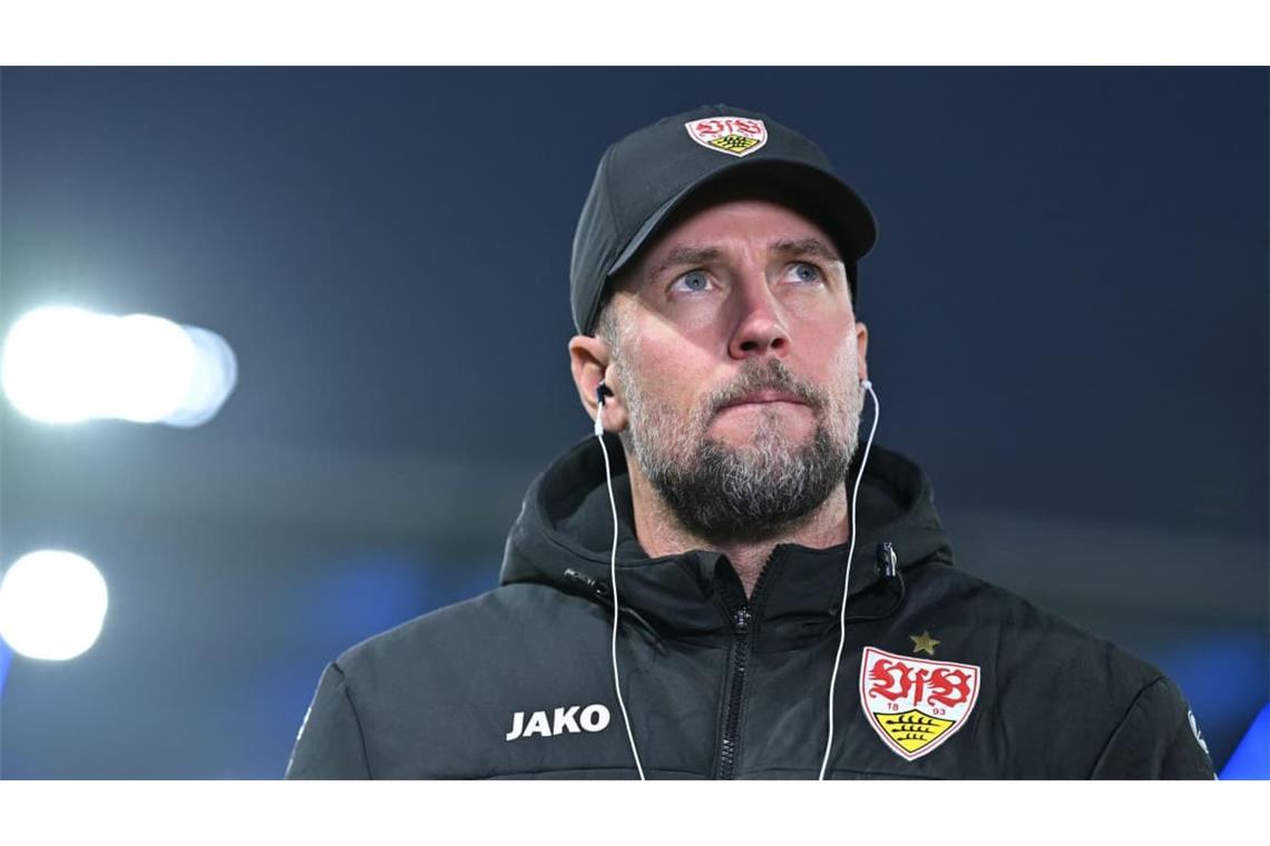 Will in Leverkusen punkten: VfB-Coach Sebastian Hoeneß. In der Bildergalerie sehen Sie die voraussichtliche Aufstellung.