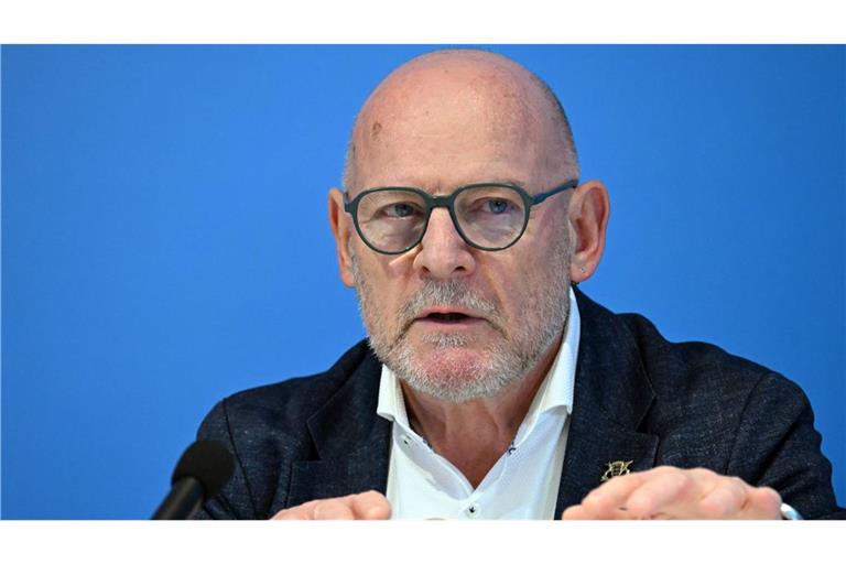 Winfried Hermann (Grüne) hält nichts davon, dass künftig viele autonom fahrende Autos im Südwesten unterwegs sind.