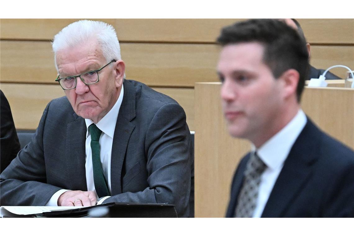 „Abstoßende Vorwürfe“ – Kretschmann geht auf Linke los und verteidigt Hagel Winfried Kretschmann (links) nimmt Manuel Hagel (rechts) in Schutz.