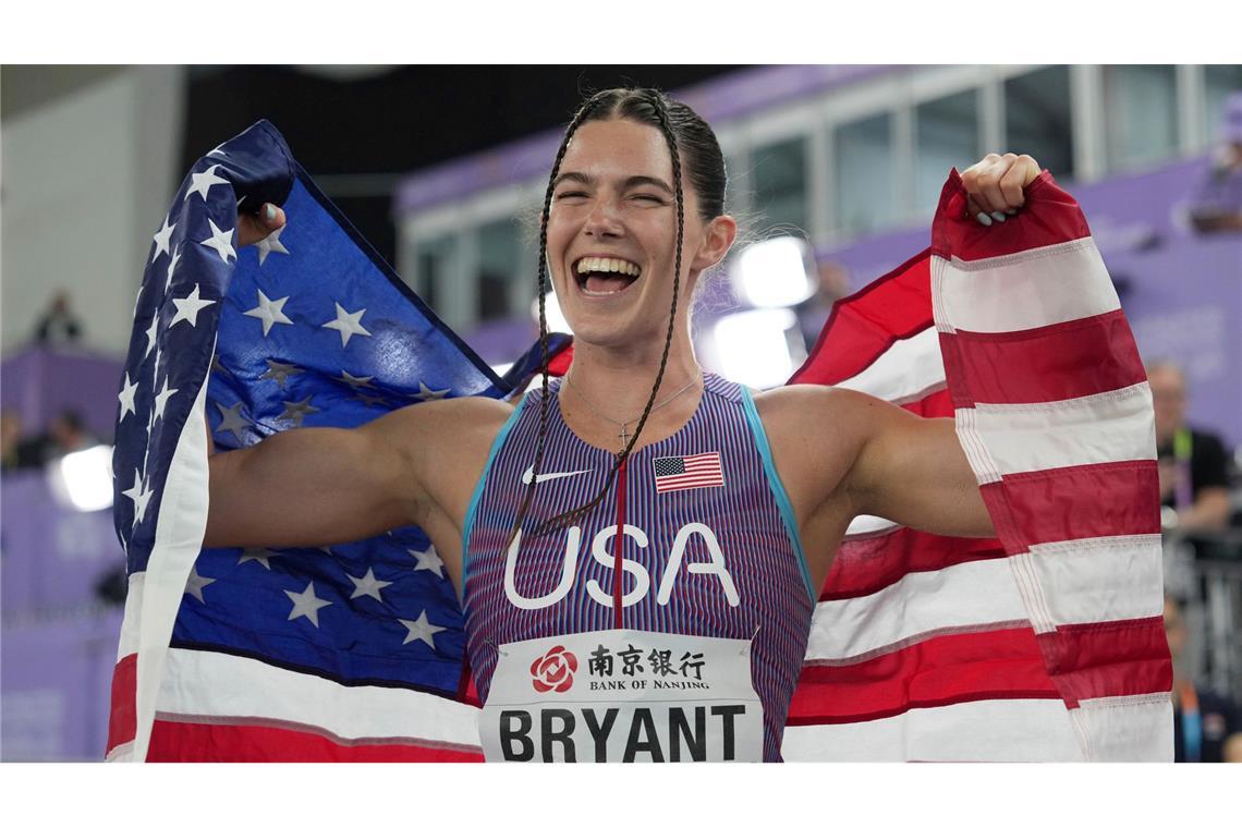 "Mega happy": Siebenkämpfer Steinforth gewinnt WM-Bronze Wird sie eine Konkurrentin von Malaika Mihambo im Sommer? Weitsprung-Weltmeisterin Claire Bryant aus den USA.