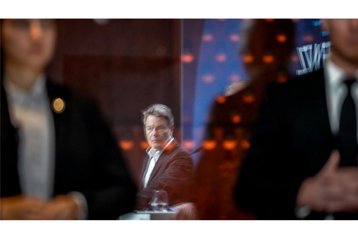 Bilder des Tages Wirtschaftsminister auf der Industriekonferenz.