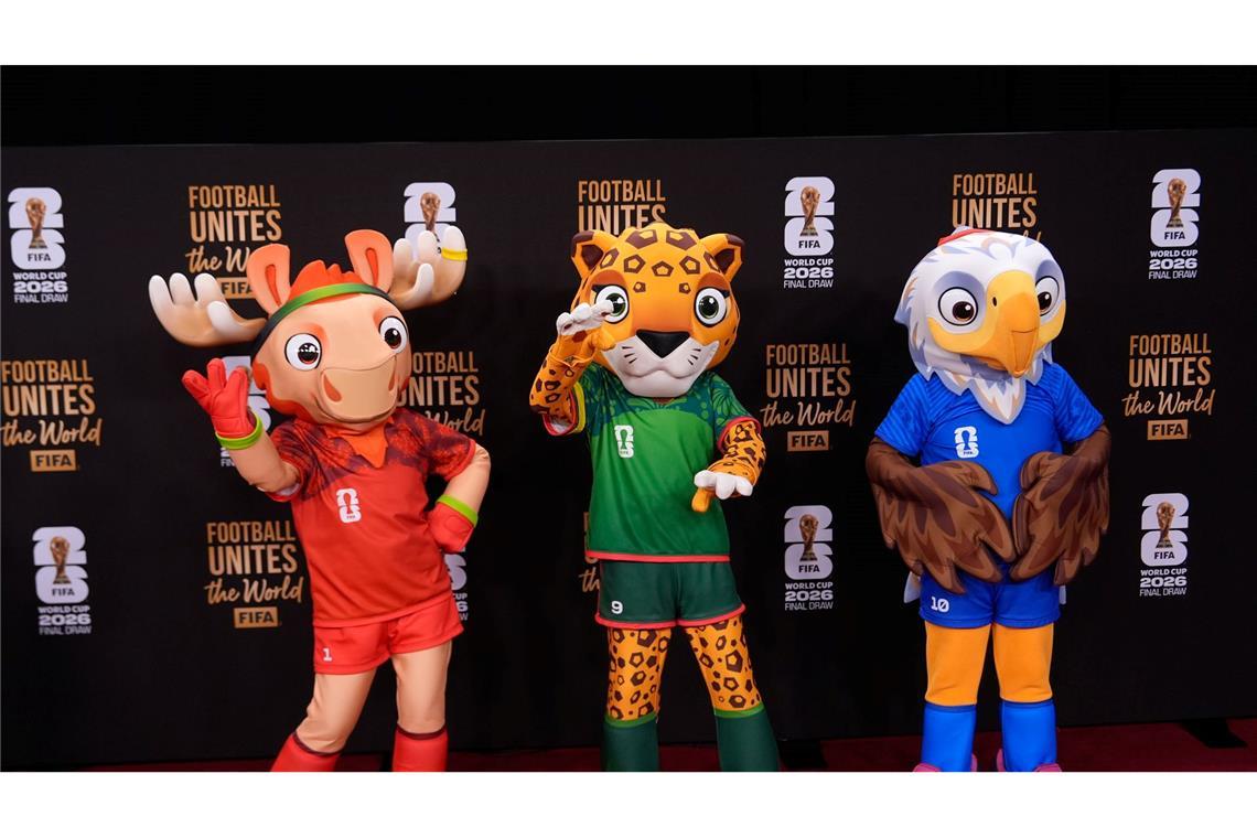 WM-Maskottchen Maple, Zayu und Clutch freuen sich auf die Auslosung.