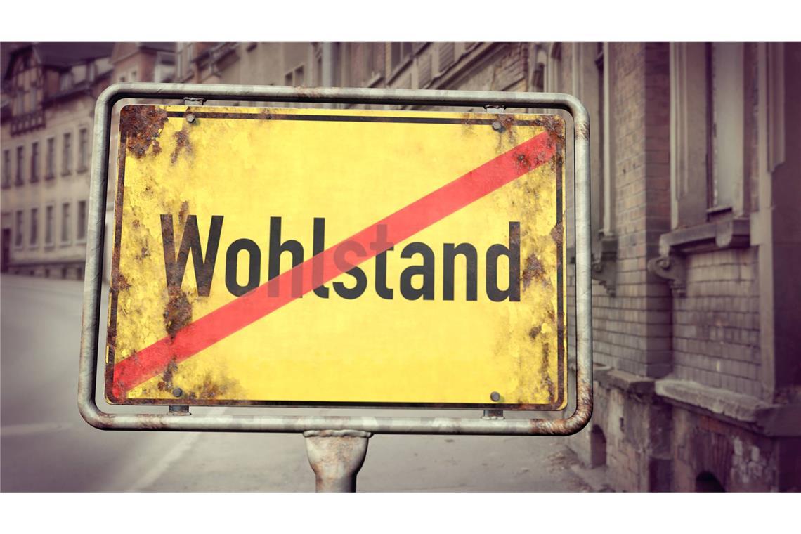 Kommunen geben 38 Prozent ihres Budgets für Soziales aus Wohlstand ade  – erst in ein paar Jahrzehnten? Von wegen! Der Wohlstandsverlust ist für Millionen Bürger schon längst Realität.