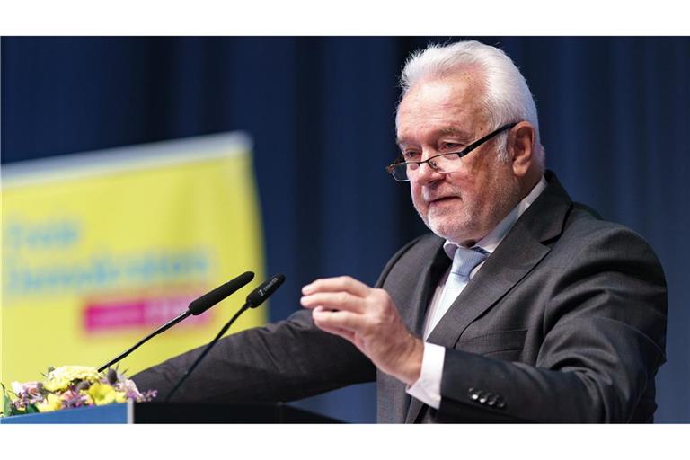 Wolfgang Kubicki hat seine Meinung geändert: Anstatt eines Rückzugs aus der Politik denkt er über eine Kandidatur für den Parteivorsitz nach.
