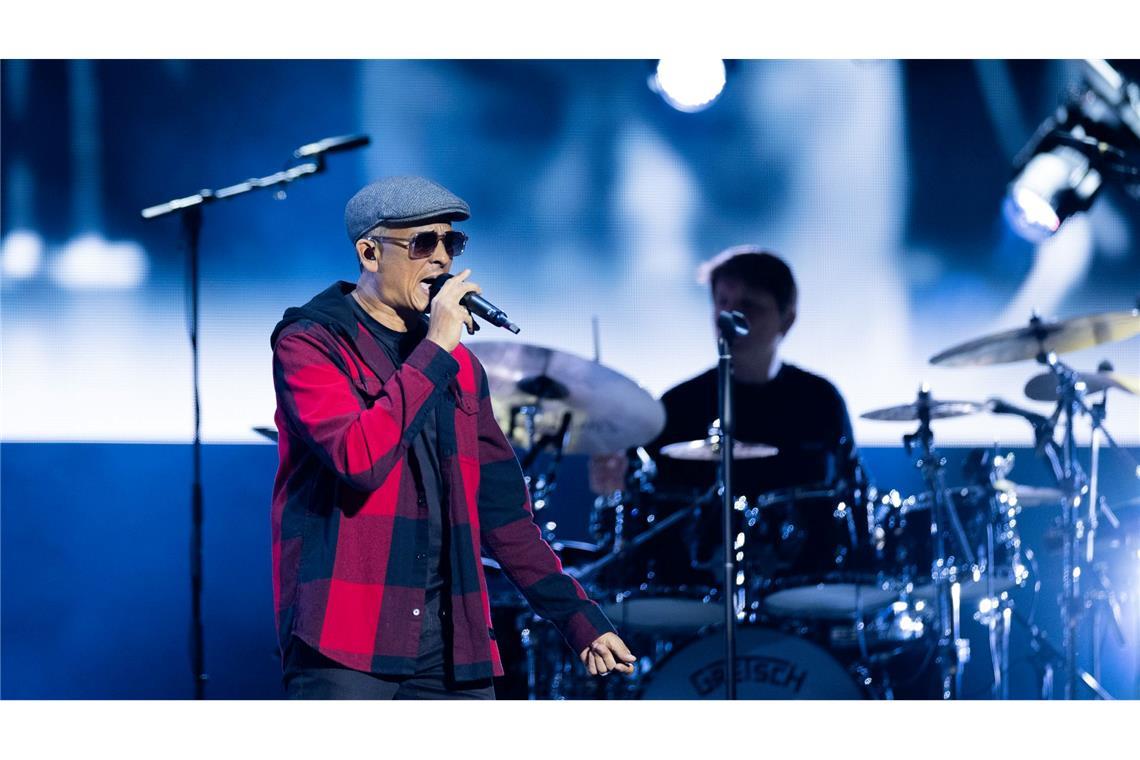 Umstritten, aber zurück: Xavier Naidoo startet seine Tour