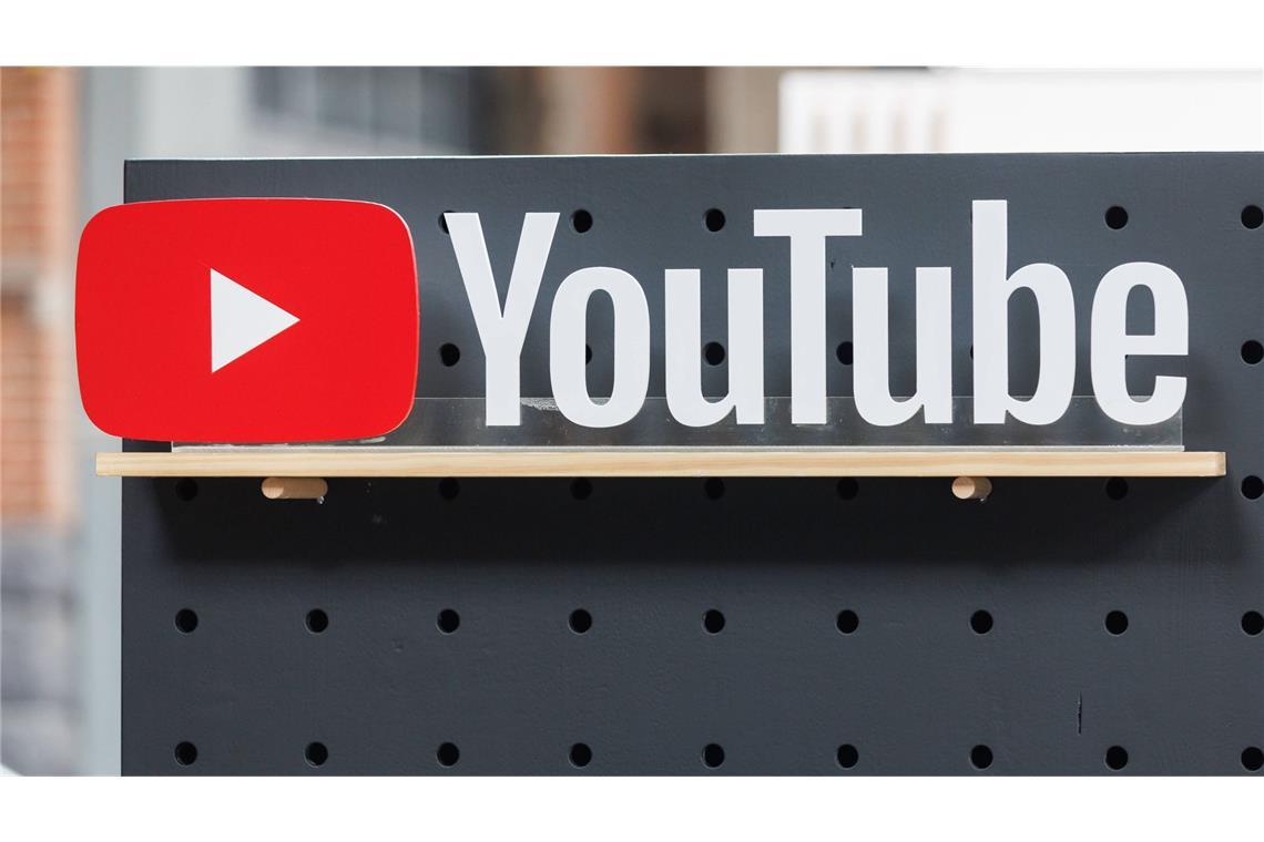 Vom Elefanten-Clip zum größten Videodienst der Welt YouTube Logo: Der Videodienst feiert sein 20-jähriges Bestehen (Archivfoto).