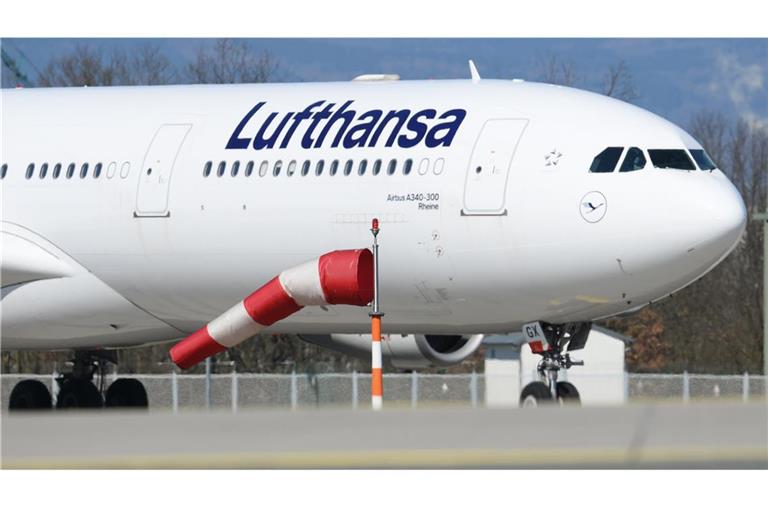 Zahlreiche Flieger der Lufthansa werden in den kommenden Tagen am Boden bleiben – auch in Baden-Württemberg?