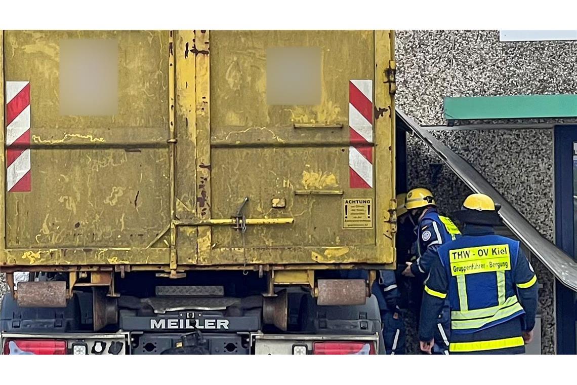 Zahlreiche Kräfte waren im Einsatz.
