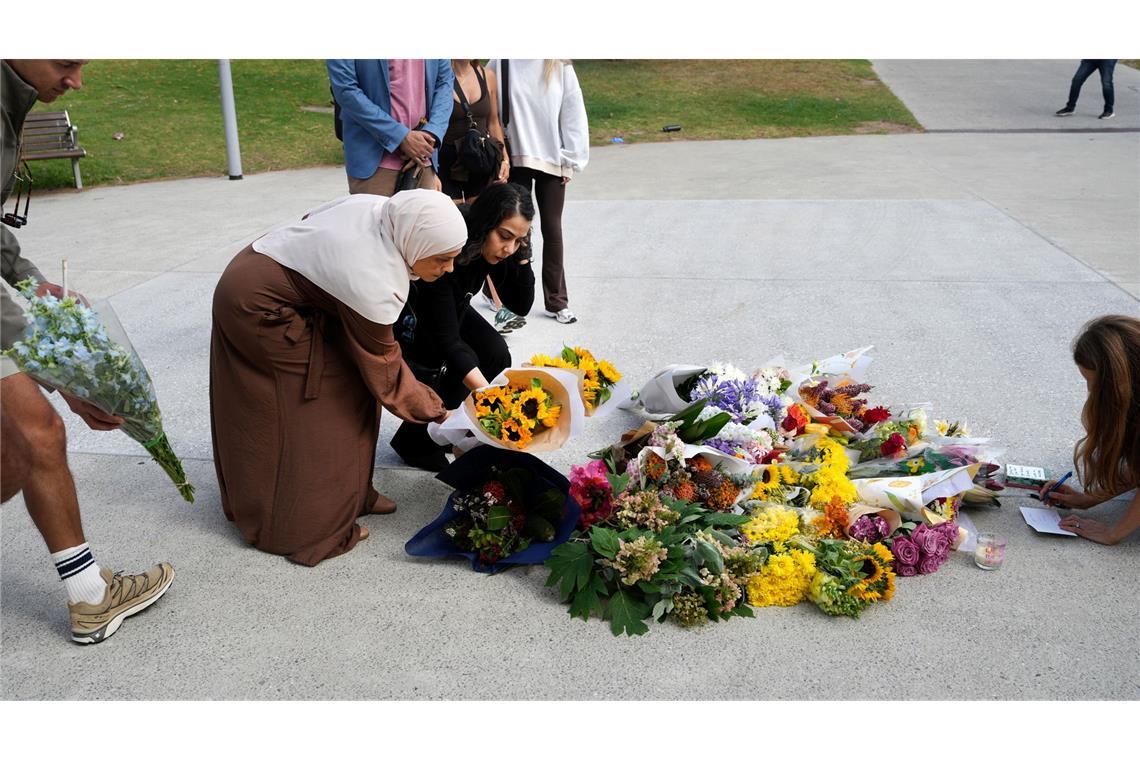 Mahnwache für Tote am Bondi Beach - Australien prüft Gesetze