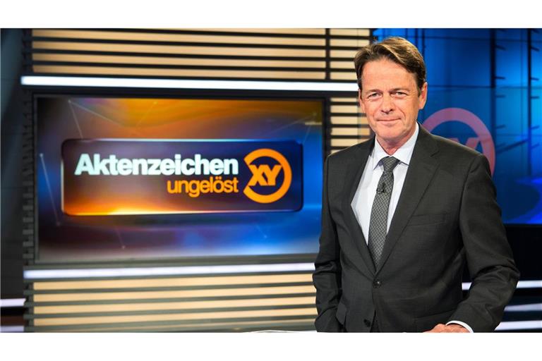 ZDF-Moderator Rudi Cerne im Studio der Sendung «Aktenzeichen XY ... ungelöst».