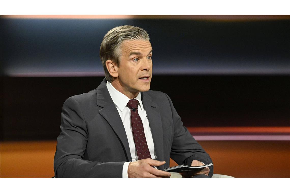 ZDF-Talkmaster Markus Lanz diskutiert mit Gästen über die neue Wehrpflicht.