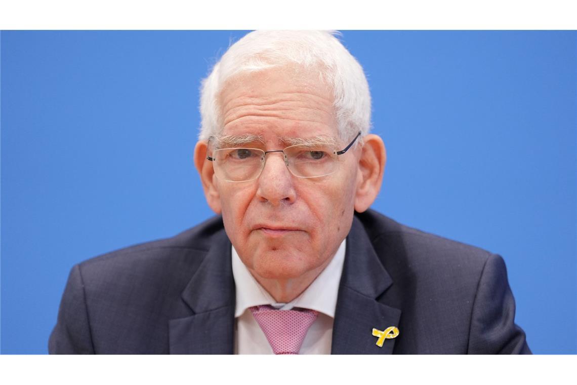 Zentralratspräsident Josef Schuster beobachtet eine Gewöhnung an Antisemitismus in Deutschland. (Archivbild)