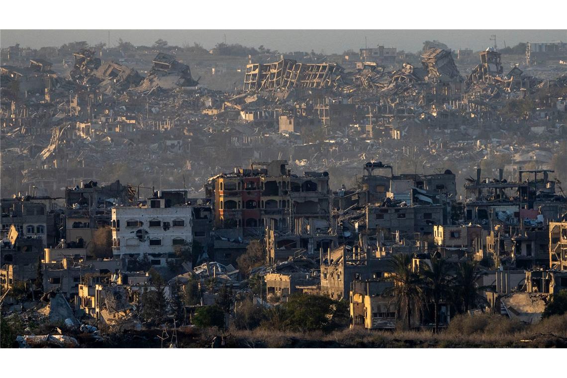Klare Fortschritte bei Gesprächen über Gaza-Waffenruhe Zerstörte Gebäude im Gazastreifen. (Archivbild)