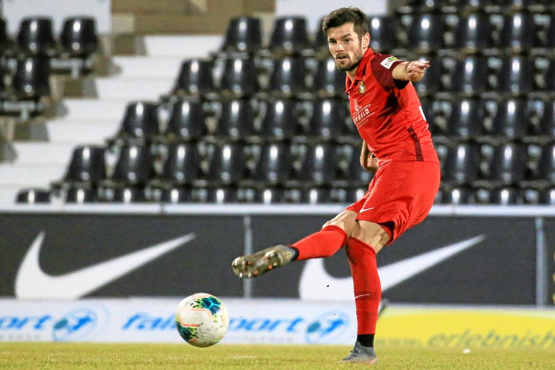 Zielte in der zweiten Halbzeit richtig und sorgte für die 2:0-Führung: Nico Jüllich. Foto: A. Becher