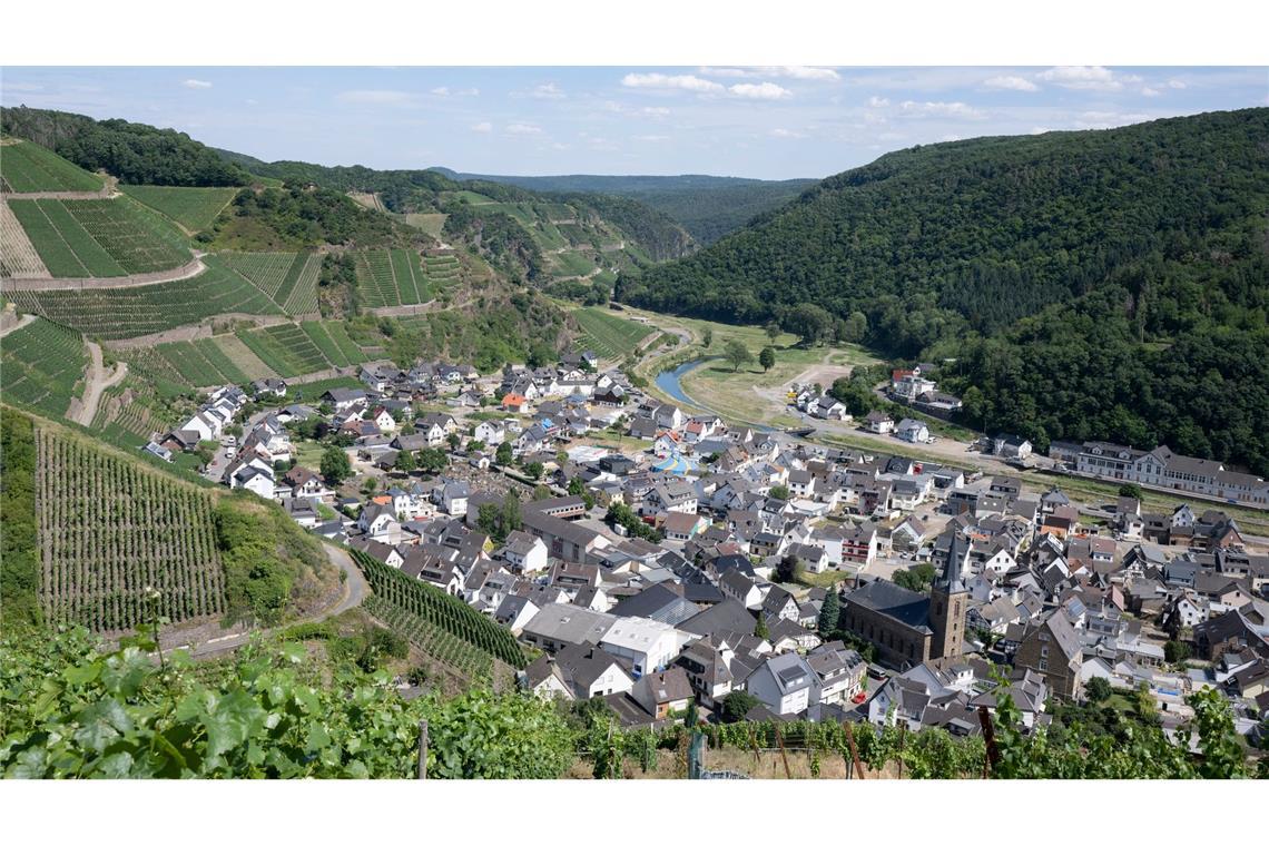 Gurken, Chemnitz, Abstinenz: Was 2025 angesagt sein könnte Zu den Top-Zielen '25 gehört für das Magazin "Condé Nast Traveller" das im Juli 2021 weitgehend zerstörte Ahrtal in Rheinland-Pfalz. (Archivbild)