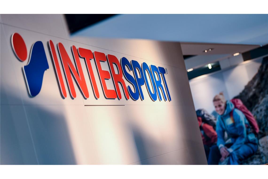 Zu Intersport gehören bundesweit rund 700 Händlerinnen und Händler mit mehr als 1.400 Geschäften. (Archivbild)