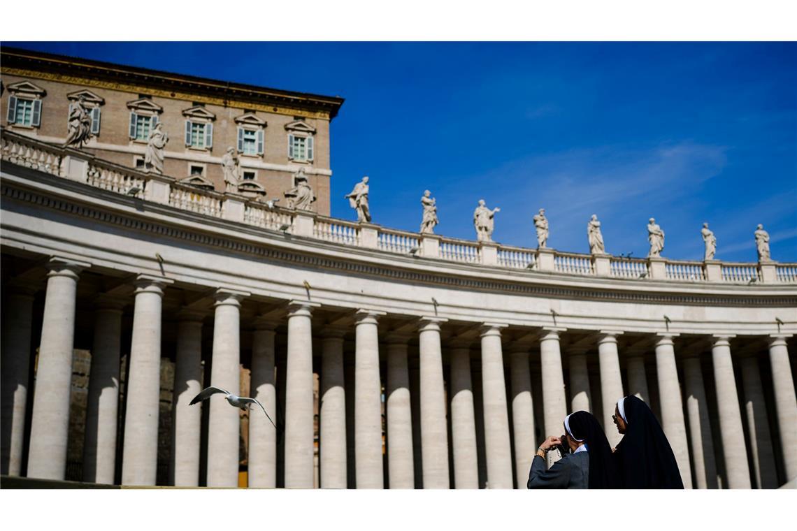 Bangen um Papst Franziskus - Beginnende Niereninsuffizienz Zum zweiten Mal in Folge muss Franziskus auf das Sonntagsgebet verzichten.
