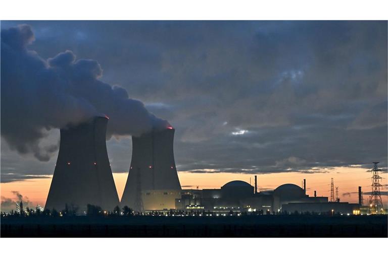 Zumindest ein Meiler im belgischen Kernkraftwerk Doel soll bis 2035 weiter betrieben werden.