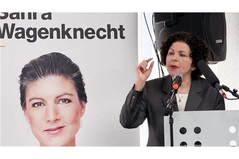 Zur Absenkung der hohen Sprit- und Energiepreise fordert die BSW-Bundesvorsitzende Amira Mohamed Ali die Rückkehr zu russischem Öl und Gas.