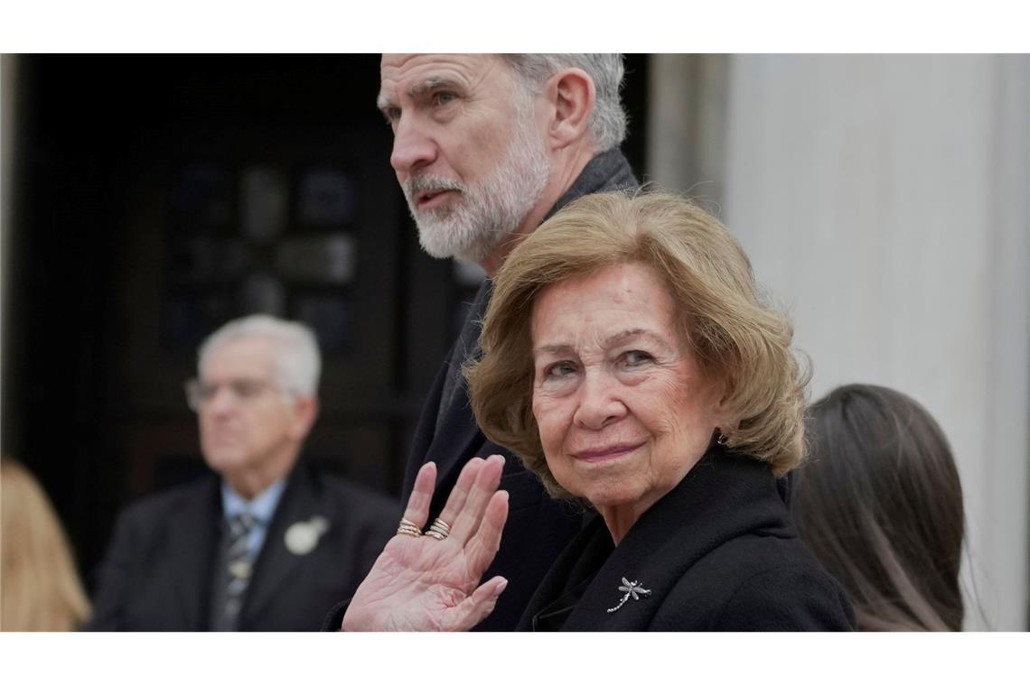 Zur Bestattung nach Athen gereist: Die ehemalige Königin Sofia und Spaniens König Felipe.