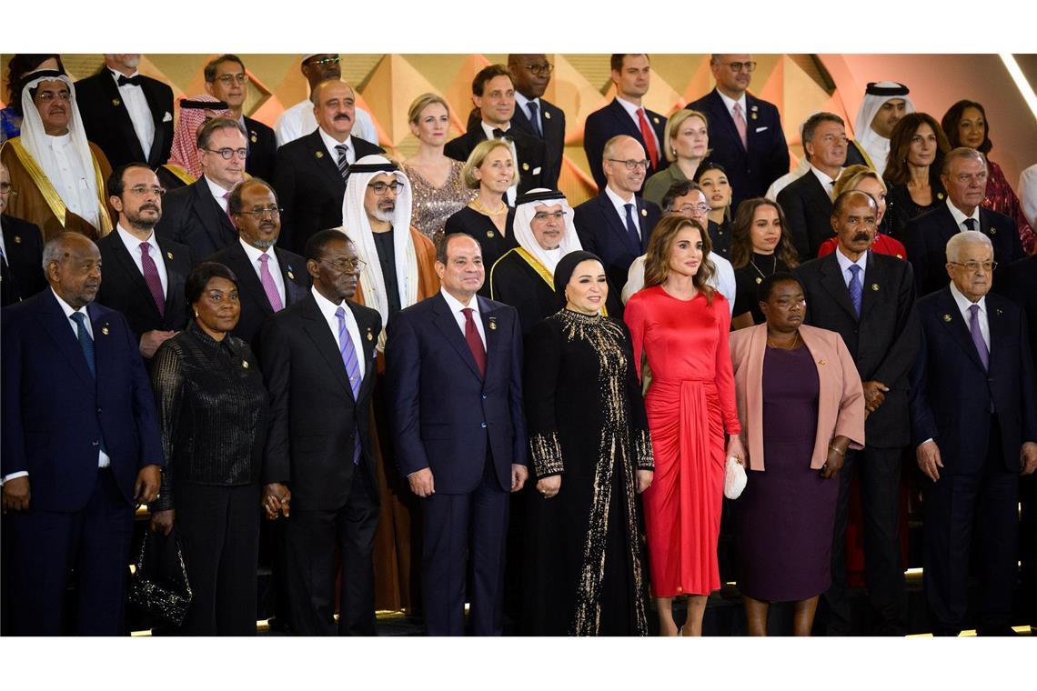 Großes Ägyptisches Museum an den Pyramiden eröffnet Zur Eröffnung sind Staats- und Regierungschefs aus aller Welt angereist.