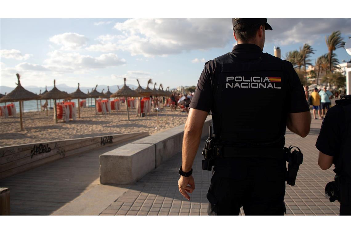 Sklavenartige Arbeit auf Luxusfinca auf Mallorca Zur Herkunft des Opfers und der Beschuldigten machte die spanische Nationalpolizei keine Angaben. (Symbolbild)