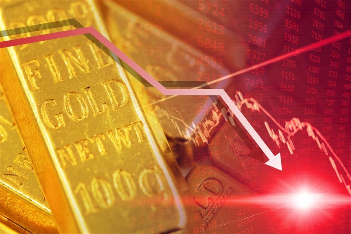 Zur Mitte der Woche ist der Goldpreis erneut um 4 % gefallen. Erfahren Sie, was hinter dem Rückgang steckt.