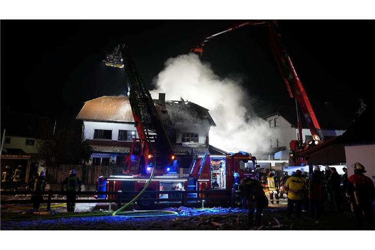 Zur Schwere des Schadens gab es am Abend noch keine Erkenntnisse.