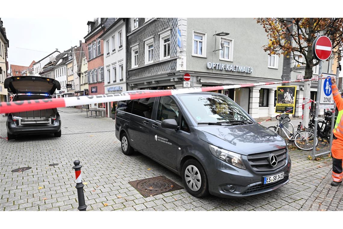 Mietstreit gipfelt in Schüssen - Zwei Tote in Esslingen Zwei Menschen kamen bei dem Vorfall ums Leben.