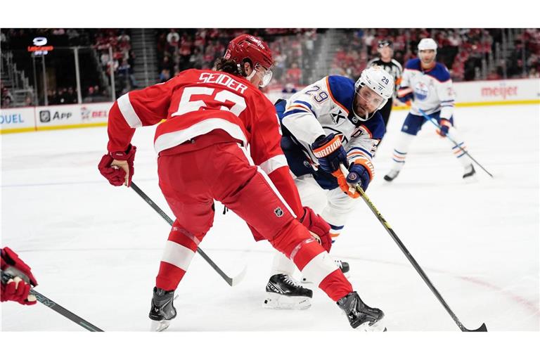 Zwei NHL-Topstars gemeinsam für Deutschland: Moritz Seider (l) und Leon Draisaitl (r). (Archivbild)