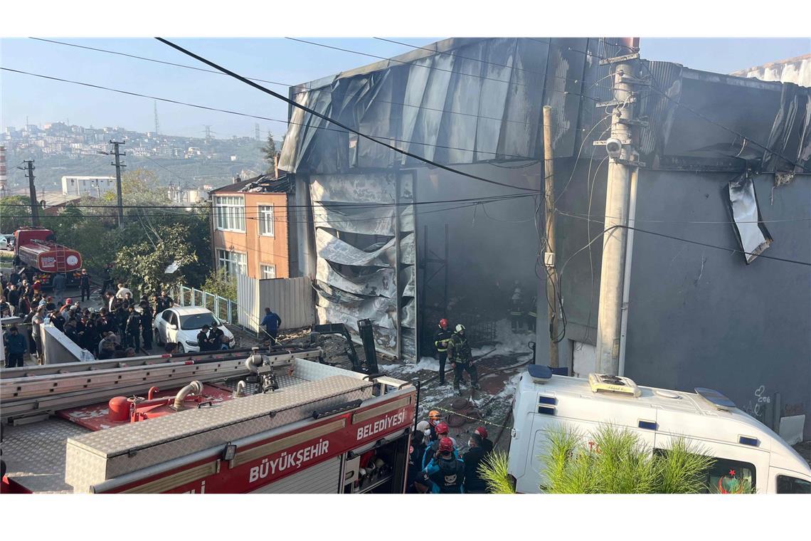 Zwei Stockwerke des Lagerhauses sind bei dem Brand zerstört worden.