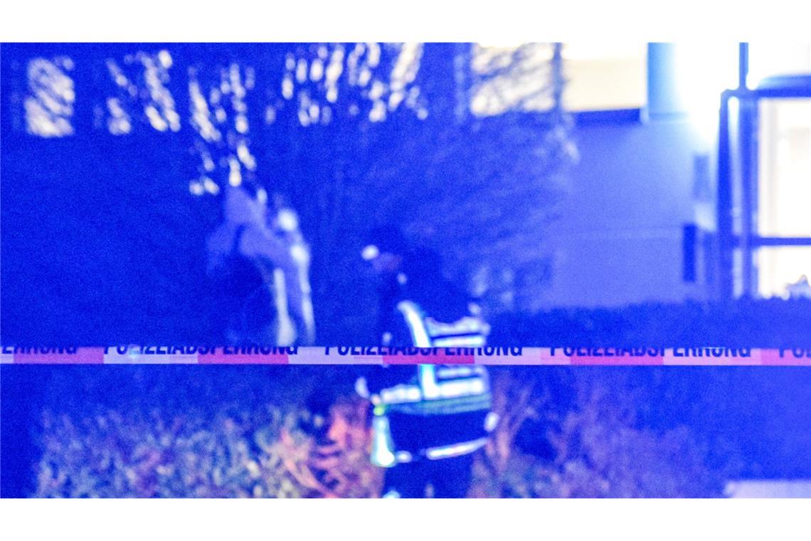 52-Jähriger schwebt nach Schüssen noch in Lebensgefahr Zwei Tote nach Schüssen in Bad Friedrichshall