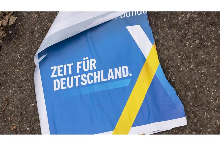 Zwei Wahlhelfer der AfD sollen in Tübingen von einer größeren Gruppe angegriffen worden sein. (Symbolfoto)