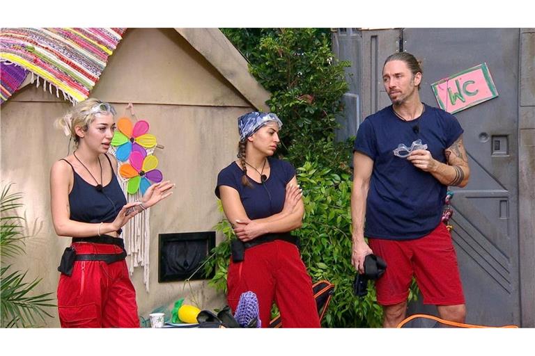 Zwischen Eva (Mitte) und Ariel hatte es in der vierten Folge des Dschungelcamps heftig gekracht. (Archivfoto)